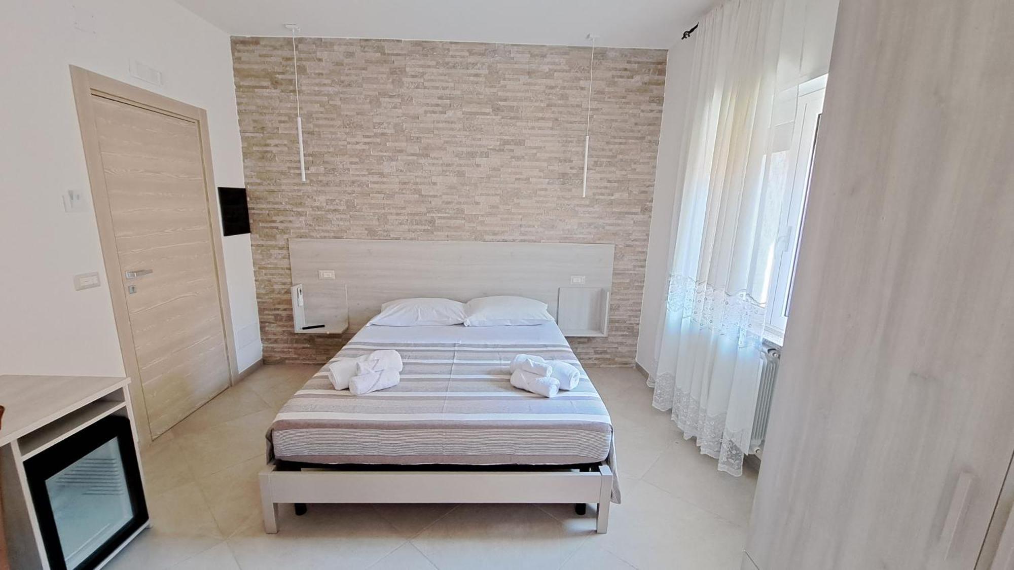 Hera Tropea Rooms Bagian luar foto
